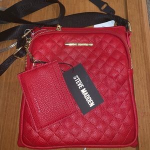 Red Steve Madden crossover bag